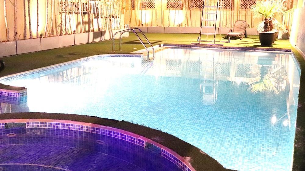 Al Buraq Hotel Dubai Exterior foto